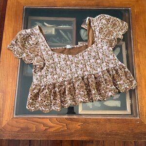 American Eagle XL Ruffled Crop Top Super Cute!! Brown pink White XL